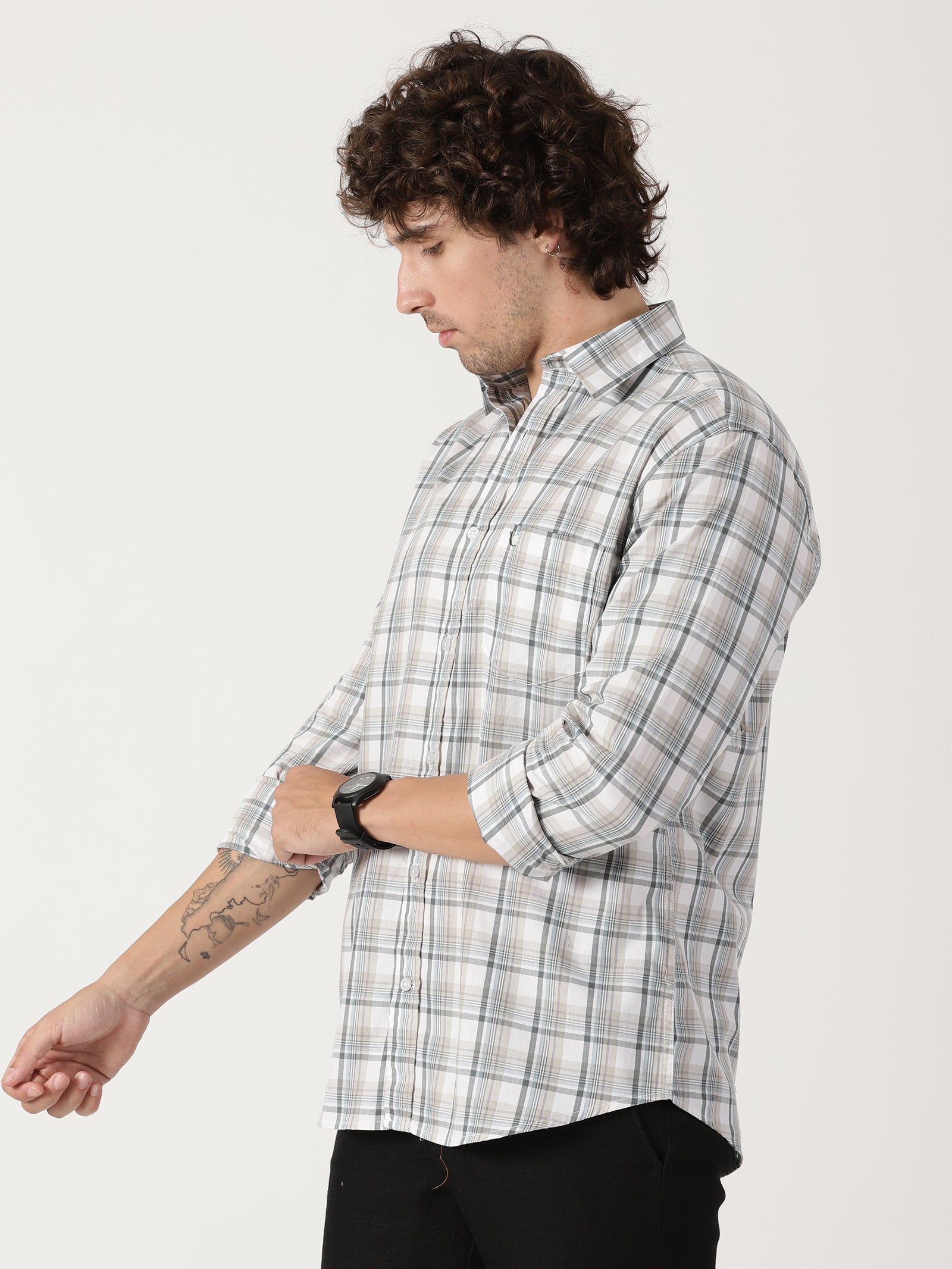 Gray & off-white checks - relaxed fit
