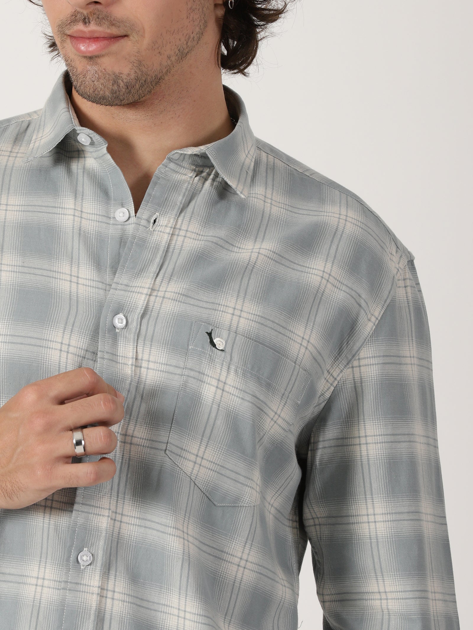 light grey & white checkered full sleeve shirt