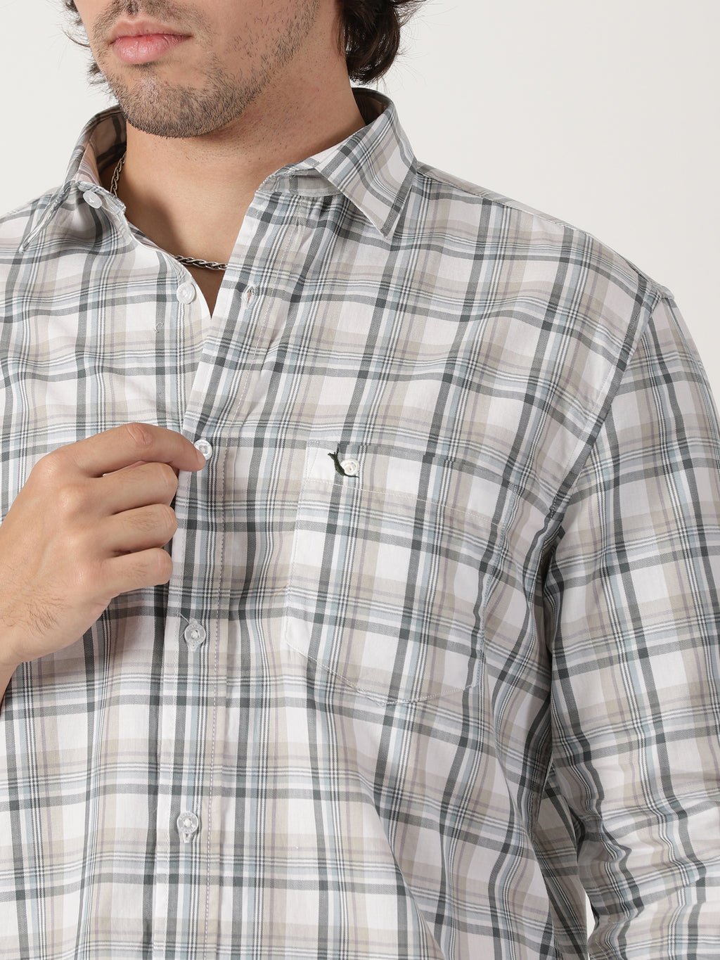 Gray & off-white checks - relaxed fit